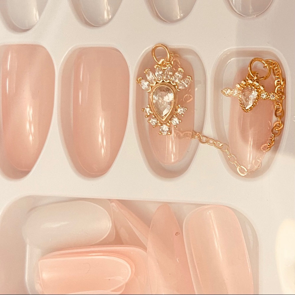 Pink Pudding Charm Press-on Nails - Picture 2 of 12